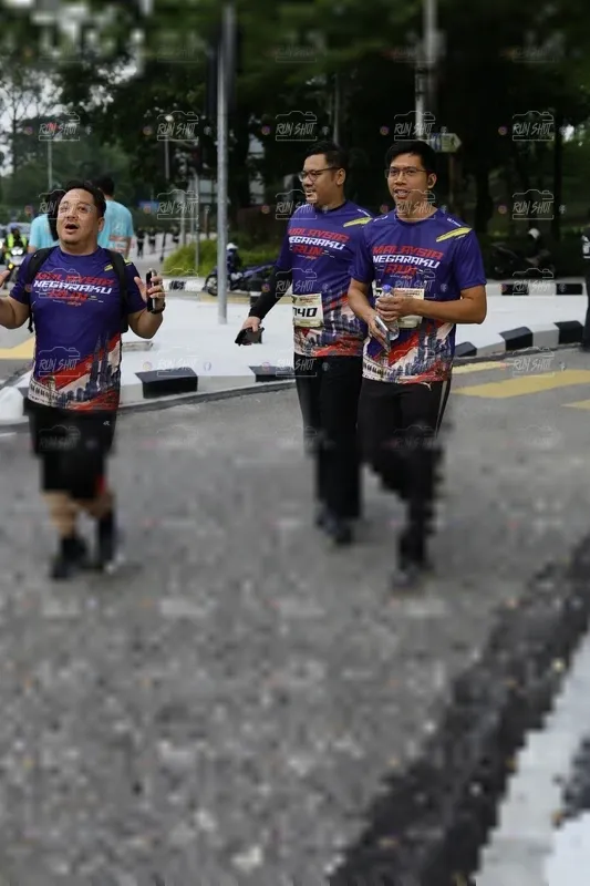 Photo ID 4305042