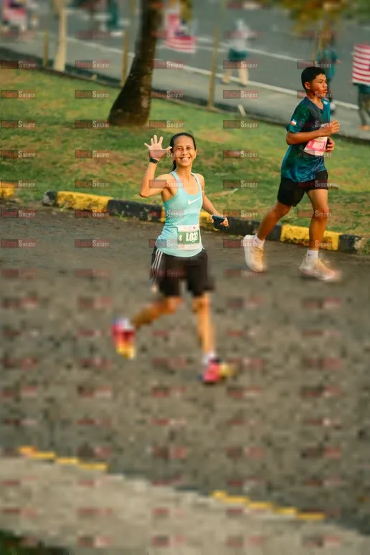 Photo ID 4457038