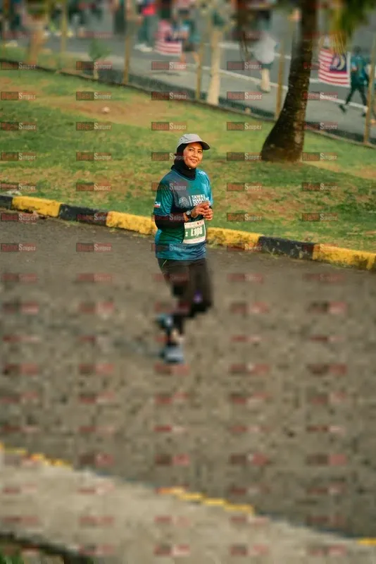 Photo ID 4457137