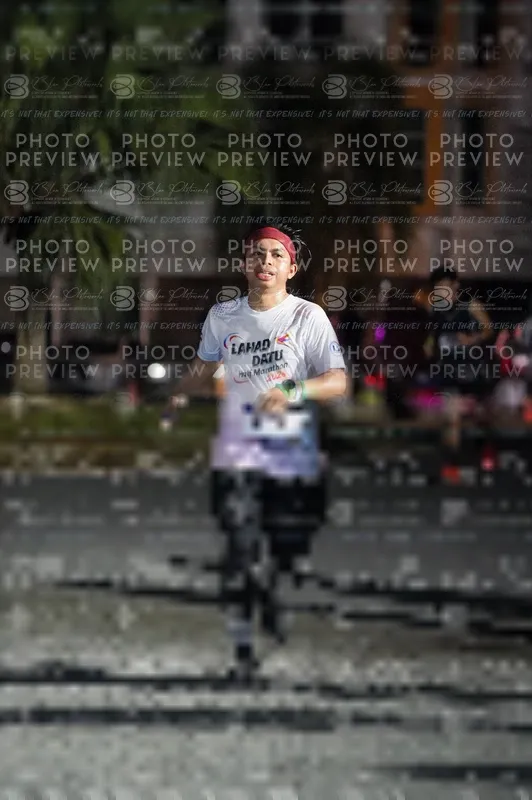 Photo ID 7803155