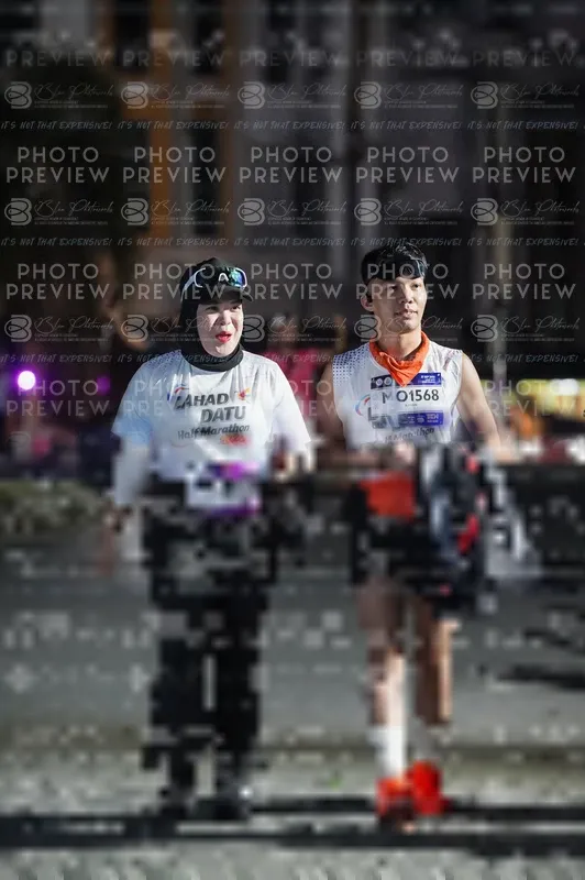 Photo ID 7809102