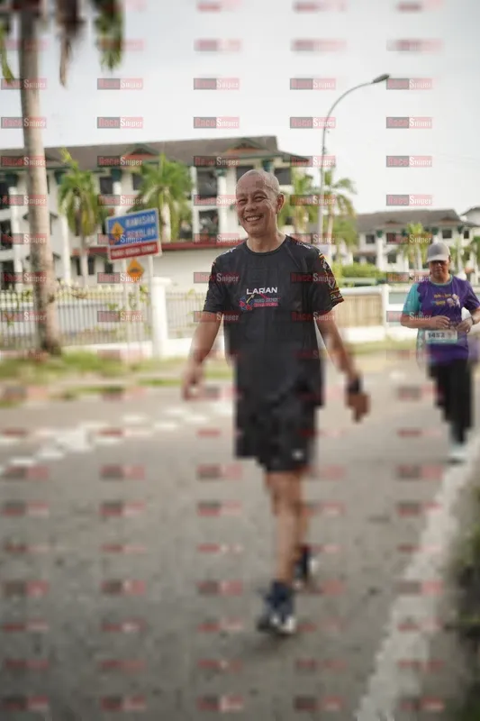 Photo ID 8255215