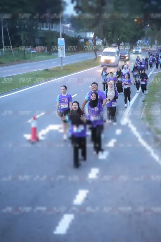 Photo ID 8255777