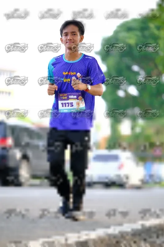 Photo ID 8293375
