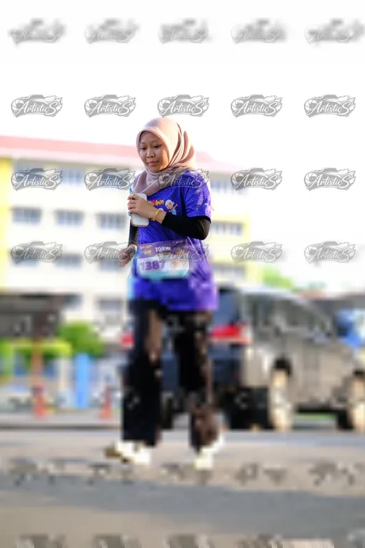 Photo ID 8299882