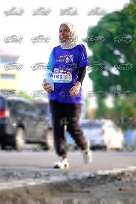 Photo ID 8306776