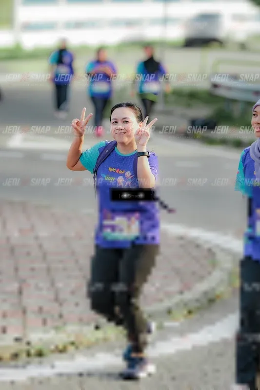 Photo ID 8334566