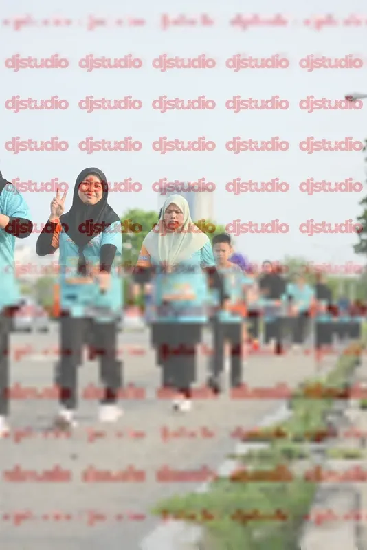 Photo ID 8353834