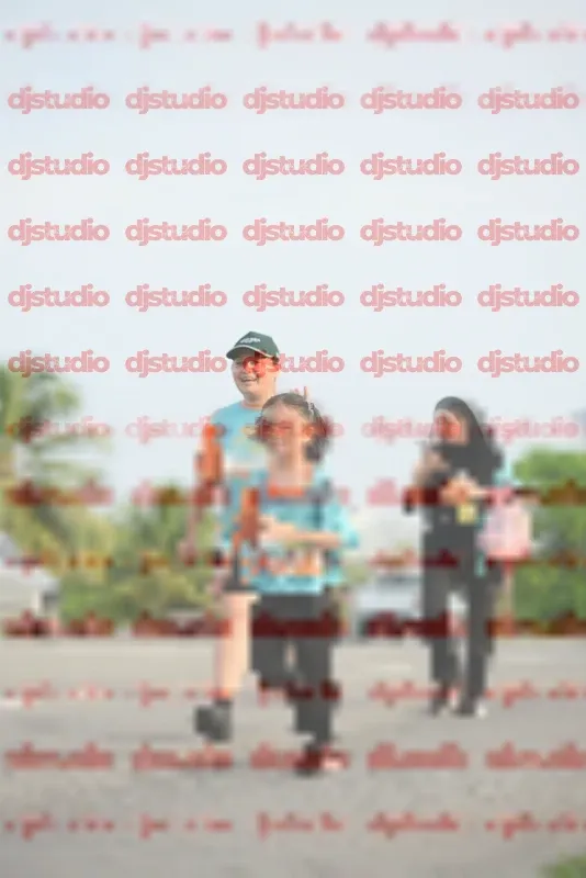 Photo ID 8355003