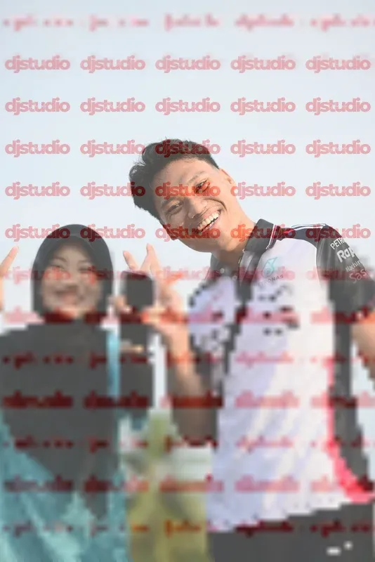 Photo ID 8355825