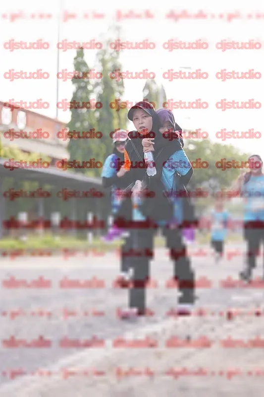 Photo ID 8383867