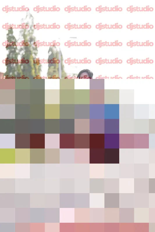 Photo ID 8385887