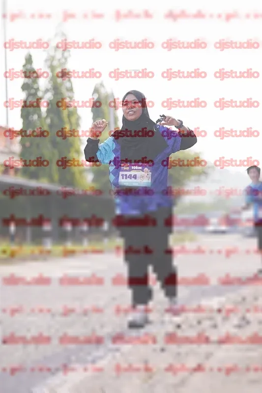 Photo ID 8385933