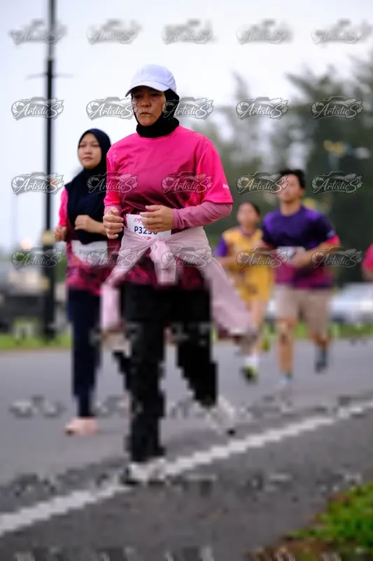 Photo ID 8442903