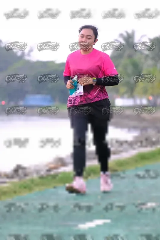 Photo ID 8445336