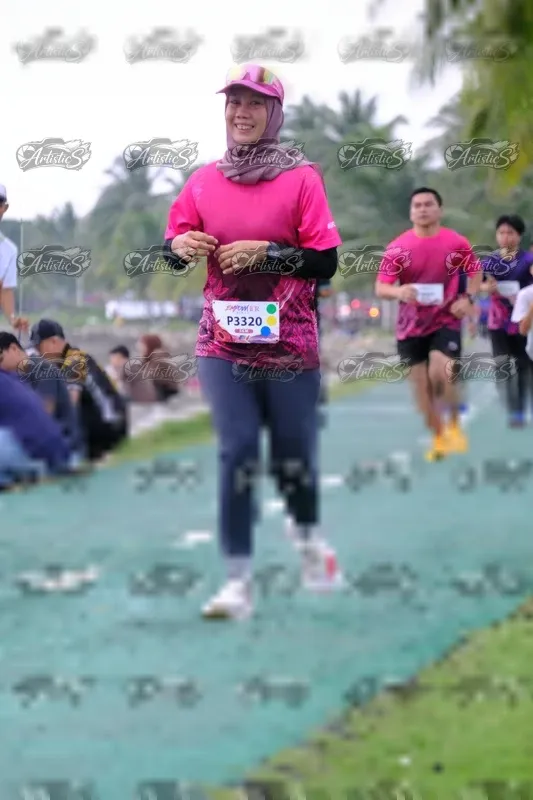 Photo ID 8446595