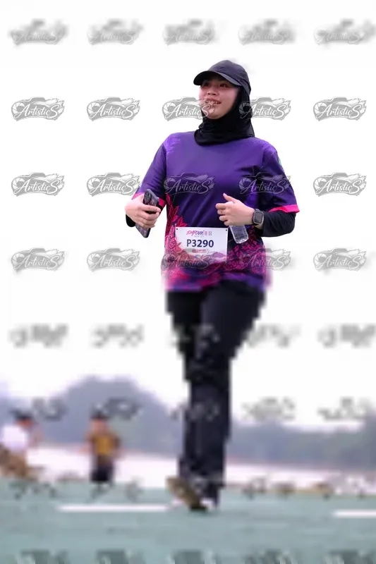 Photo ID 8447174