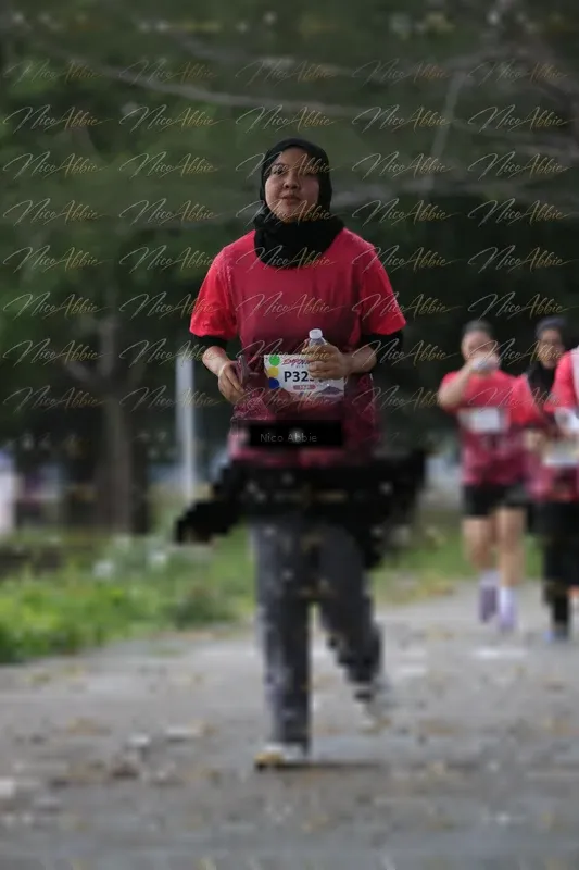 Photo ID 8452818