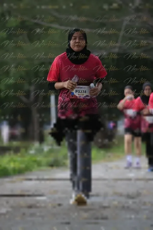 Photo ID 8452823