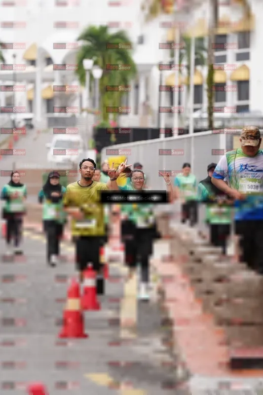 Photo ID 8469777