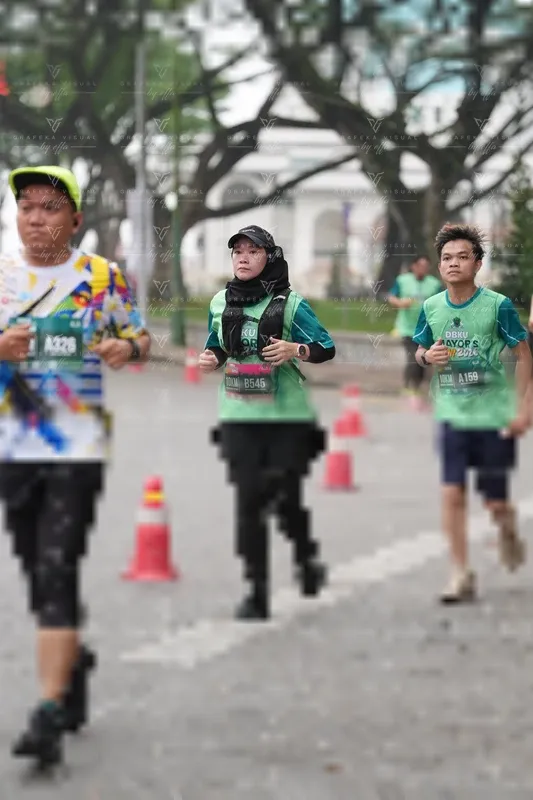 Photo ID 8475076