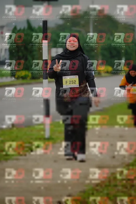 Photo ID 8475382
