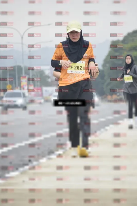 Photo ID 8569371