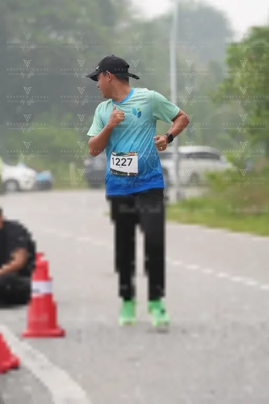 Photo ID 8834937