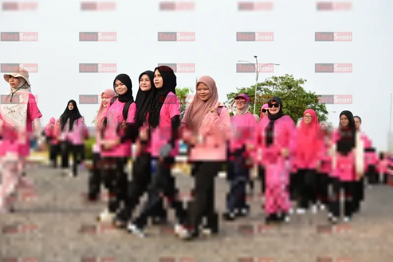 Photo ID 8854473
