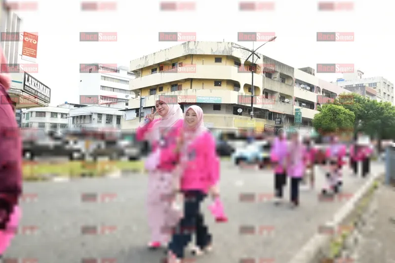 Photo ID 8878316