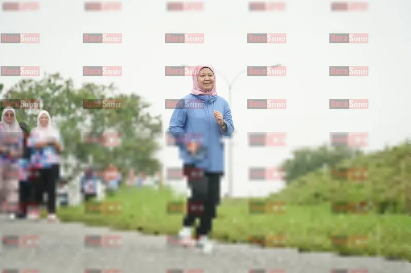 Photo ID 8879551