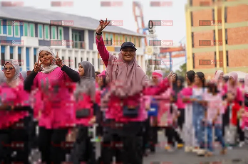 Photo ID 8937013