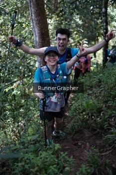 Runner Photo 100403