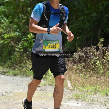 Runner Photo 102902