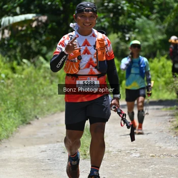 Runner Photo 103978