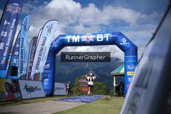 Runner Photo 104002