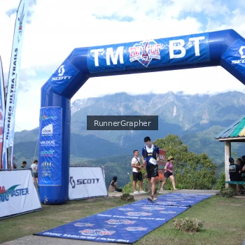 Runner Photo 104037