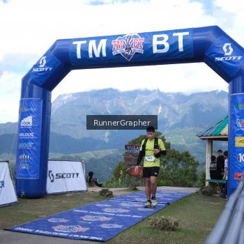 Runner Photo 104061