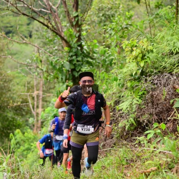 Runner Photo 104308