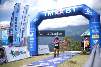 Runner Photo 104349