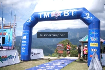 Runner Photo 104405