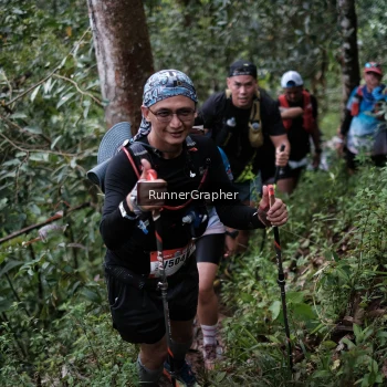 Runner Photo 105000