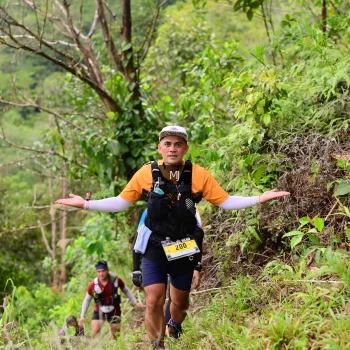 Runner Photo 105023