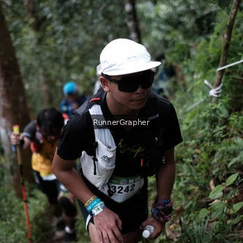 Runner Photo 105276