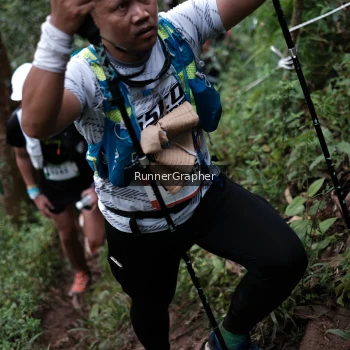 Runner Photo 105297