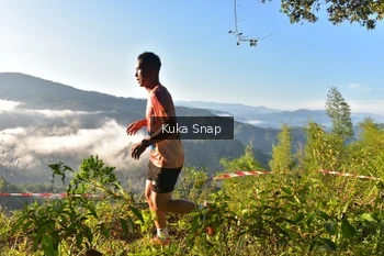 Runner Photo 1057432