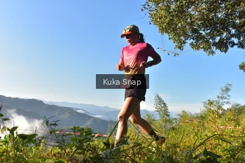 Runner Photo 1057480