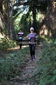 Runner Photo 1058056
