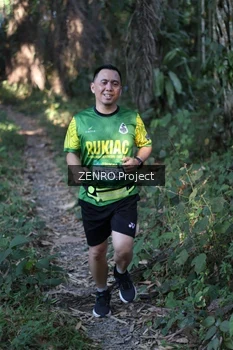 Runner Photo 1058108