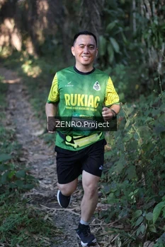 Runner Photo 1058110